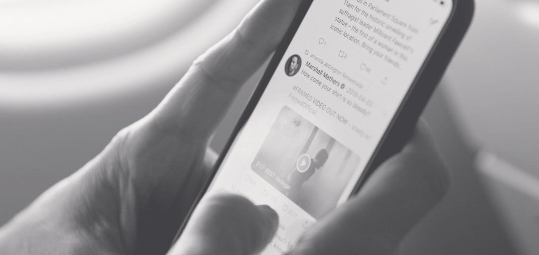 Padrões de navegação: scroll infinito versus paginação em interfaces digitais